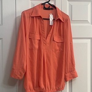 New York & Co. Spring Peach Top